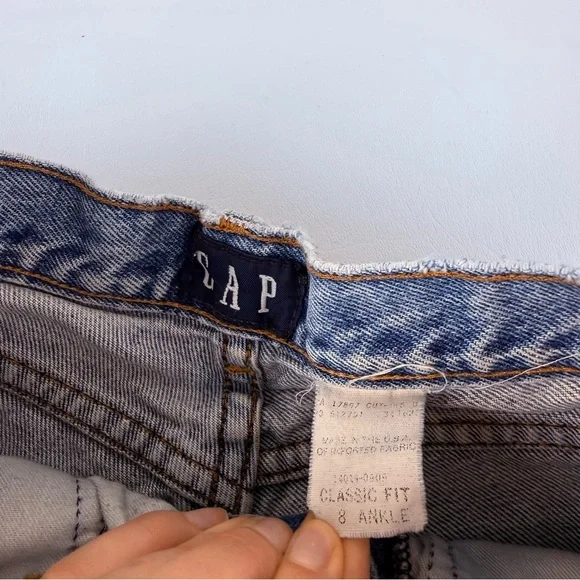 Vintage GAP Distressed Blue Denim Shorts - Picture 2 of 5